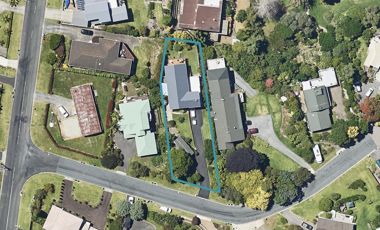 5 Baigent Place, Tanners Point, Katikati - Carousel 1