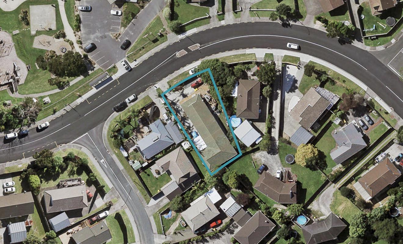 58 Meadowood Drive, Unsworth Heights, Auckland - Carousel 1