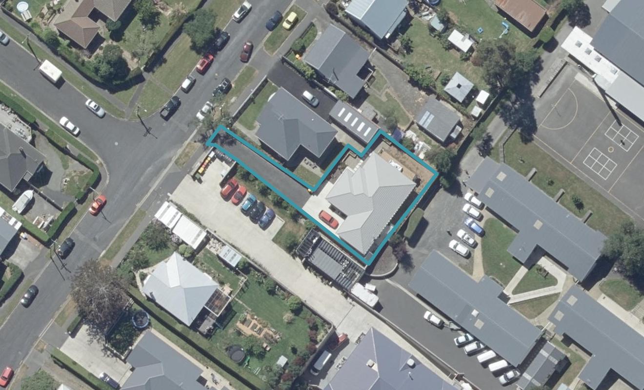 32 Chapman Street, Wakari, Dunedin - Carousel 1