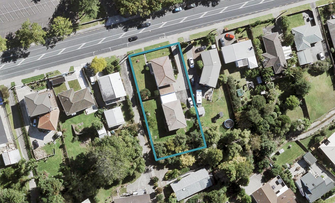 2/120 Godley Road, Green Bay, Auckland - Carousel 1