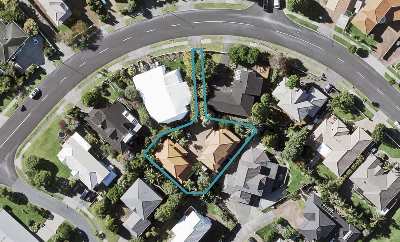2/15 Alicia Rd, Howick, Manukau - Carousel 1
