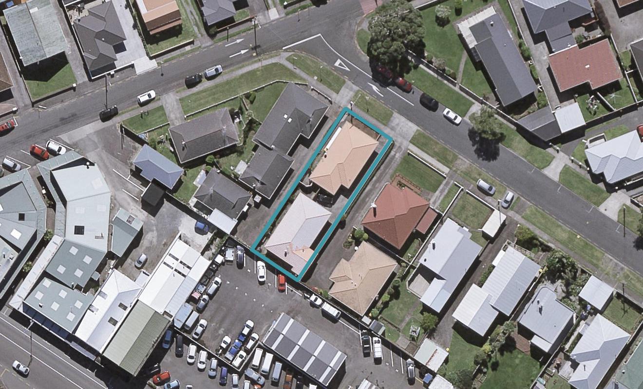 1/4 Vogel Street, Fitzroy, New Plymouth - Carousel 1