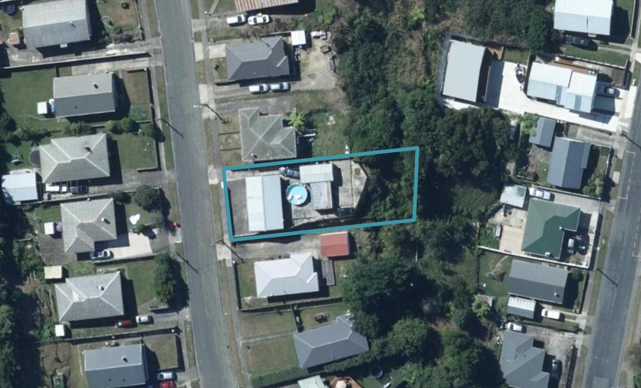 29 Swansea Street, Cannons Creek, Porirua - Carousel 1