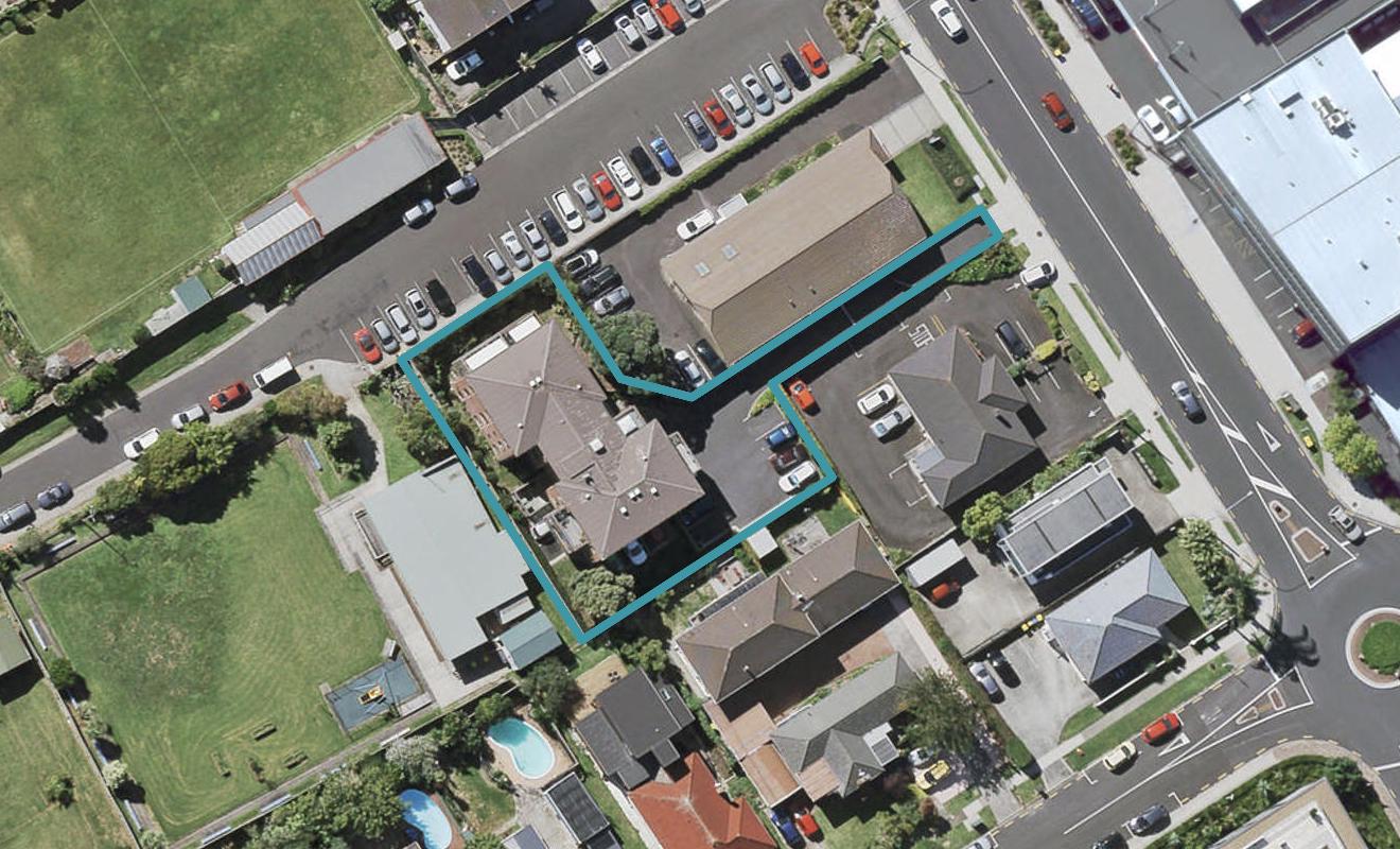 9C/0 Auburn Street, Takapuna, Auckland - Carousel 1