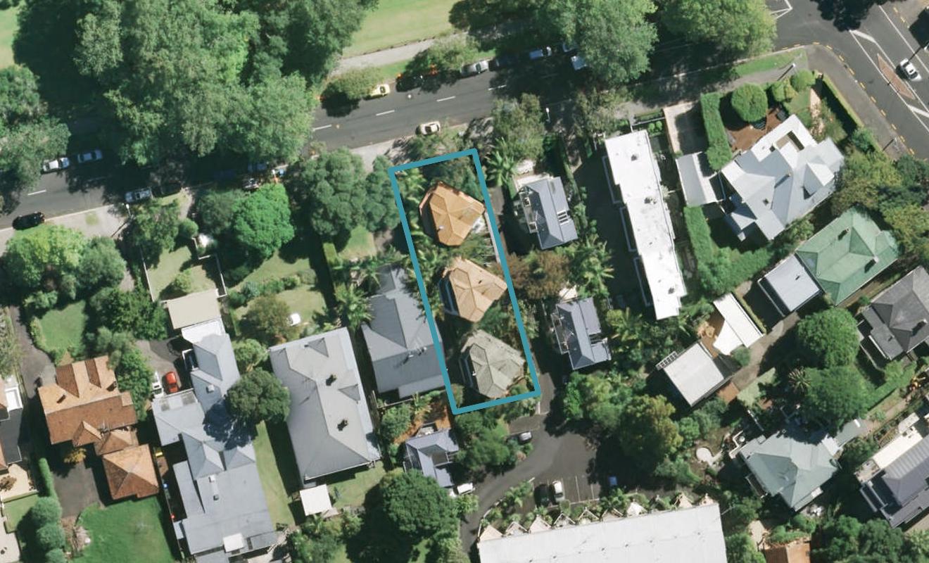 2/8 Sarsfield Street, Herne Bay, Auckland - Carousel 1