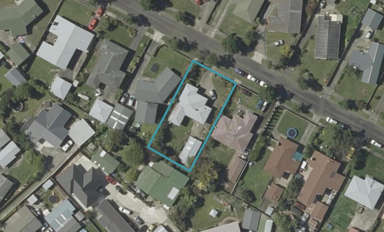 14 Abraham Crescent, Milson, Palmerston North - Carousel 1