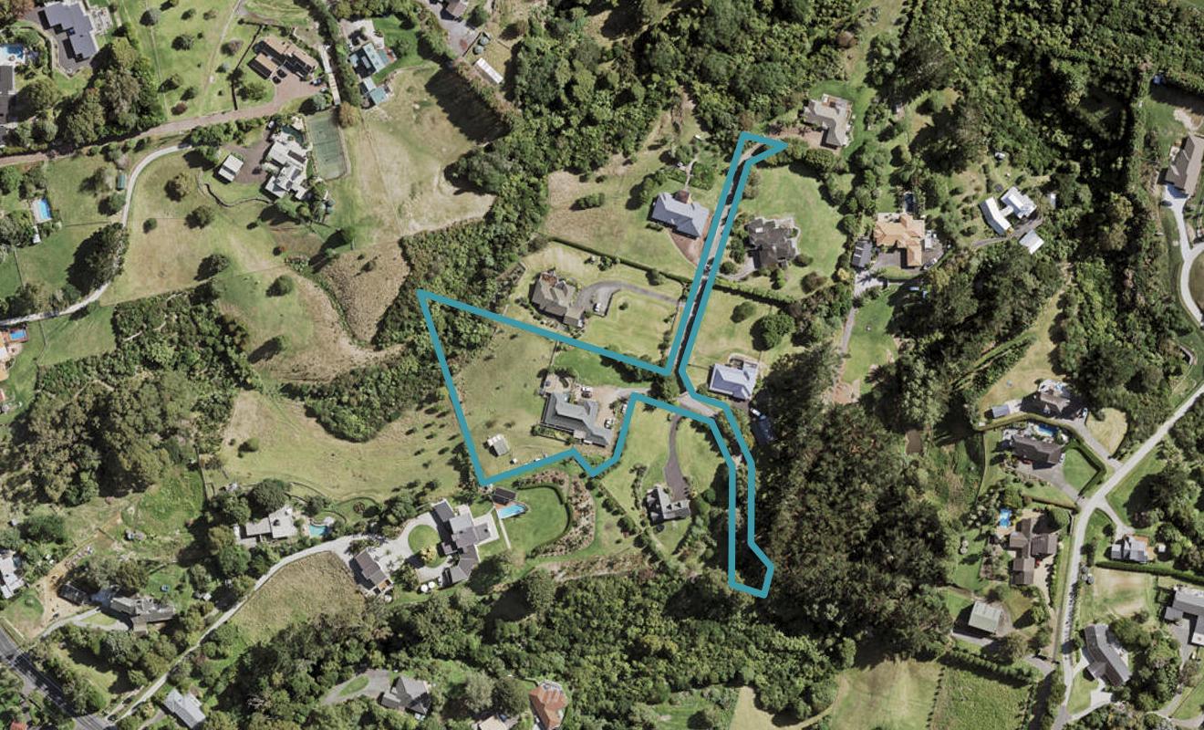 332A Redoubt Road, Totara Park, Auckland - Carousel 1