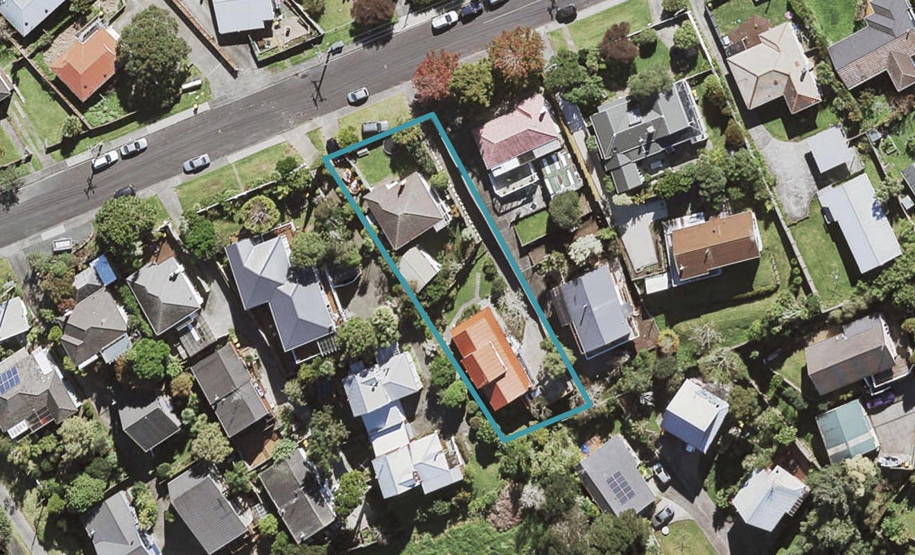 2/35 Verran Road, Birkenhead, Auckland - Carousel 1