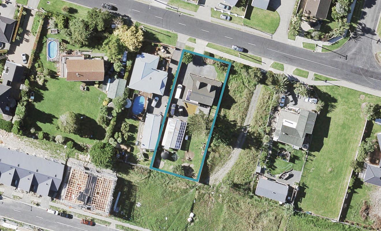 98 Karaka Road, Beachlands, Auckland - Carousel 1
