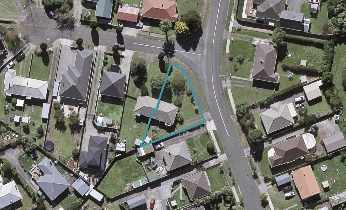 1 Clovelly Street, Brooklands, New Plymouth - Carousel 1