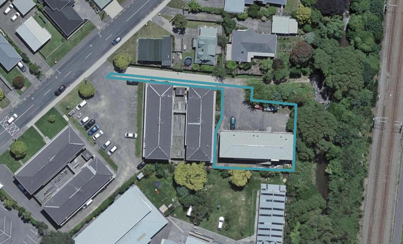 2/12A Oxford Street, Tawa, Wellington - Carousel 1