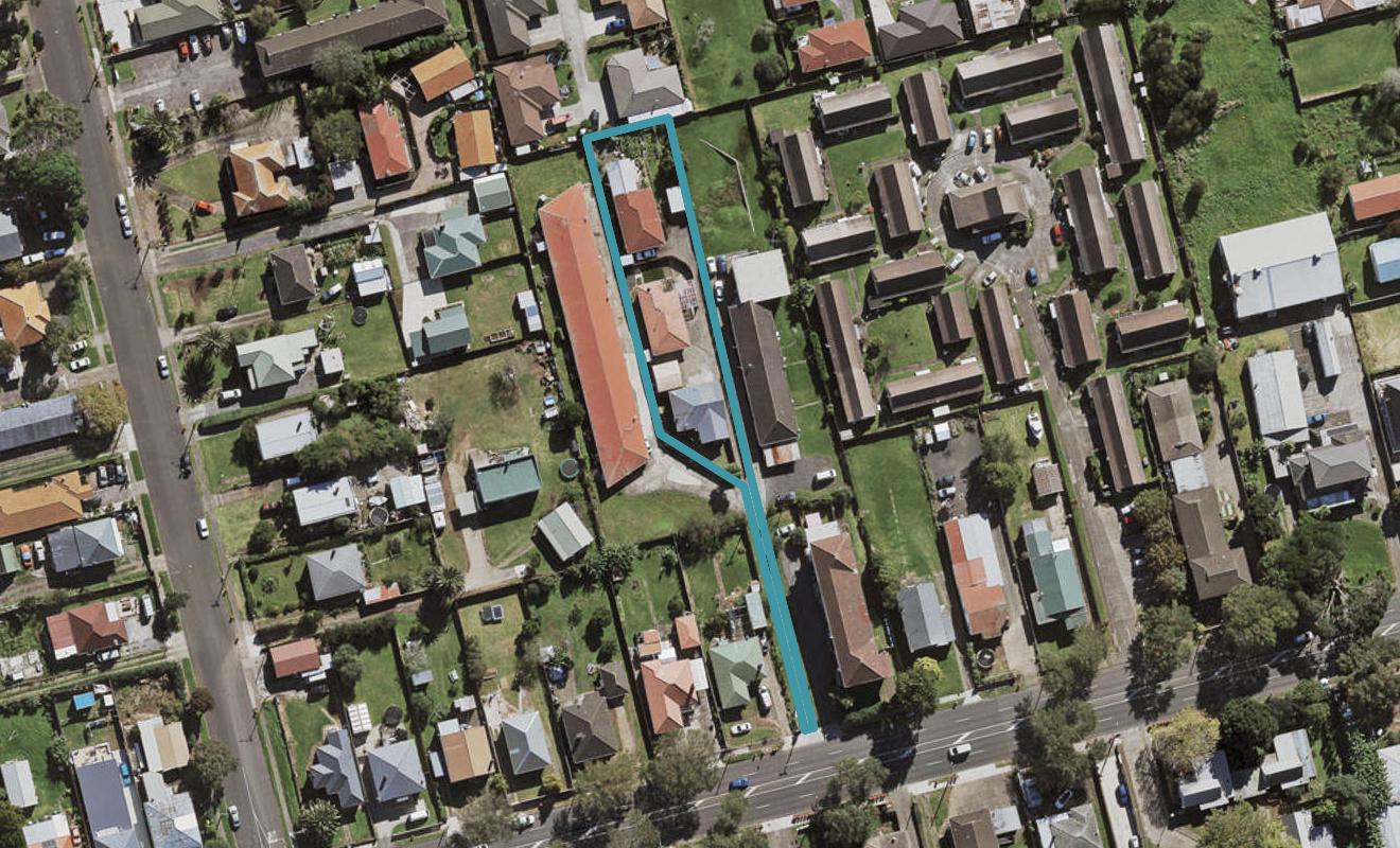 2/82 Princes Street, Otahuhu, Auckland - Carousel 1