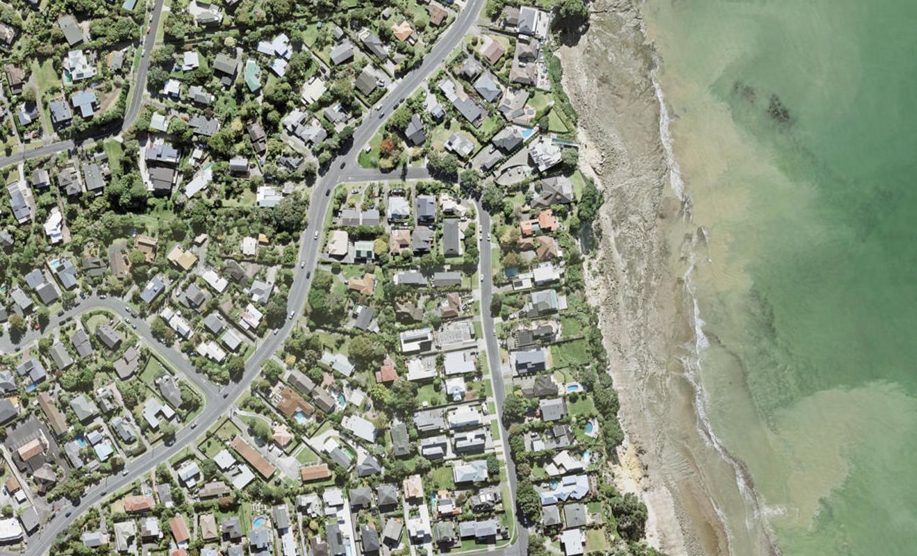 9 Sharon Road, Waiake, Auckland - Carousel 1