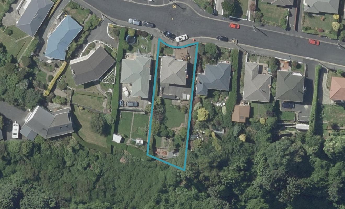 11 Warwick Street, Balaclava, Dunedin - Carousel 1