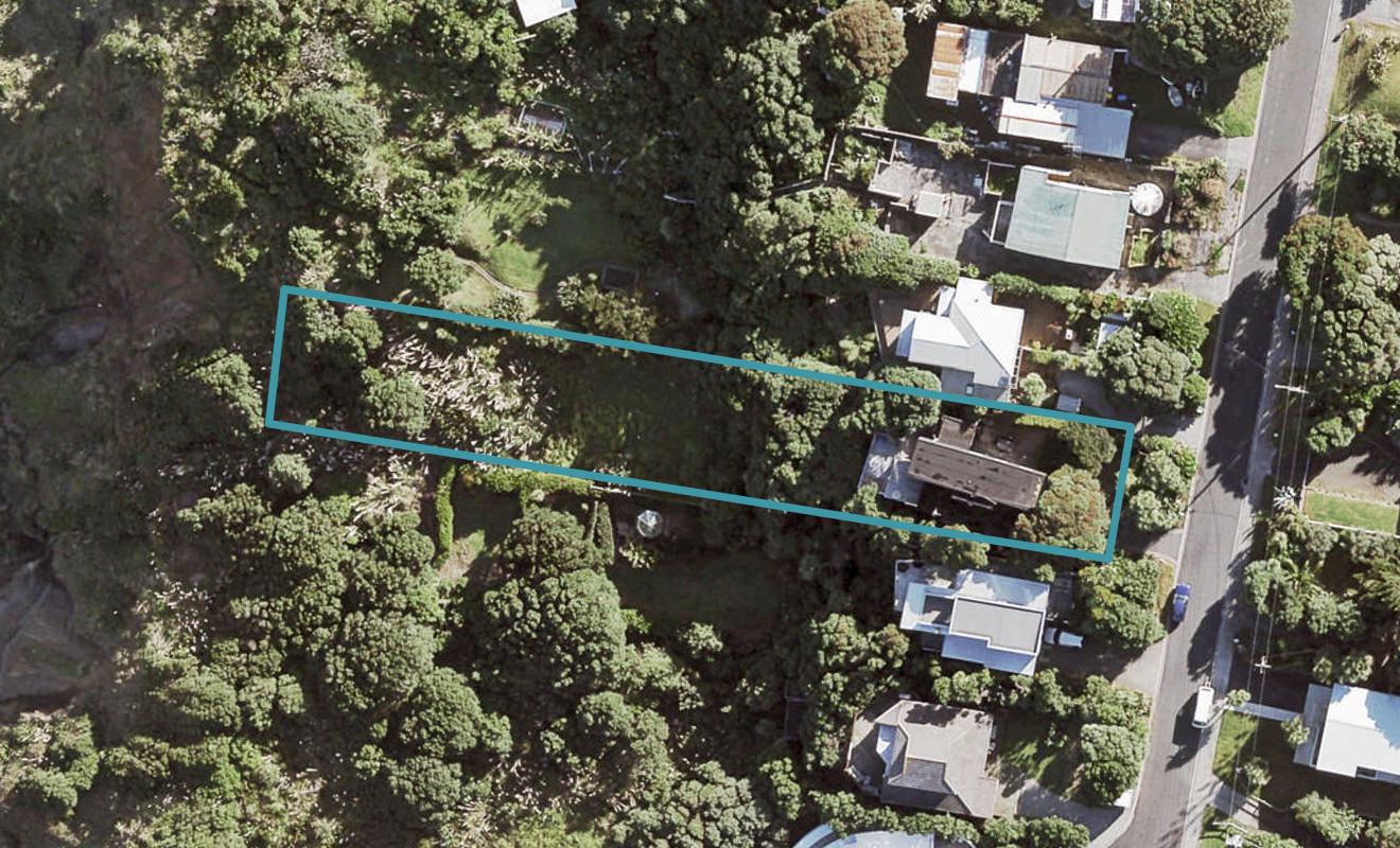 13 Ngatira Road, Waimauku - Carousel 1