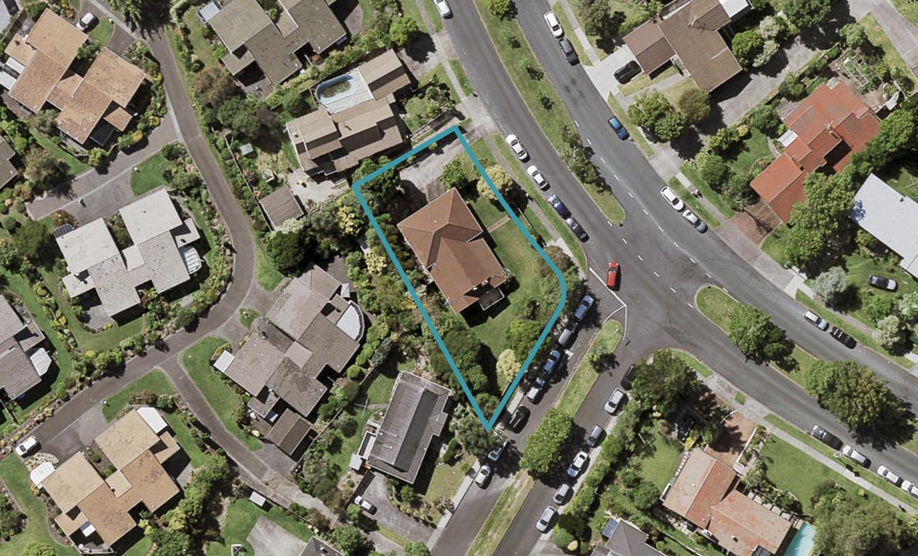 102 Becroft Drive, Forrest Hill, Auckland - Carousel 1