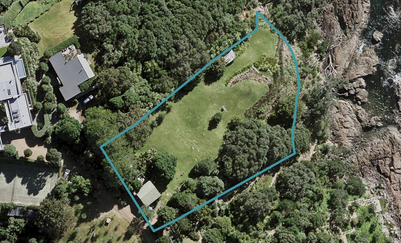 53 Great Barrier Road, Oneroa, Waiheke Island - Carousel 1