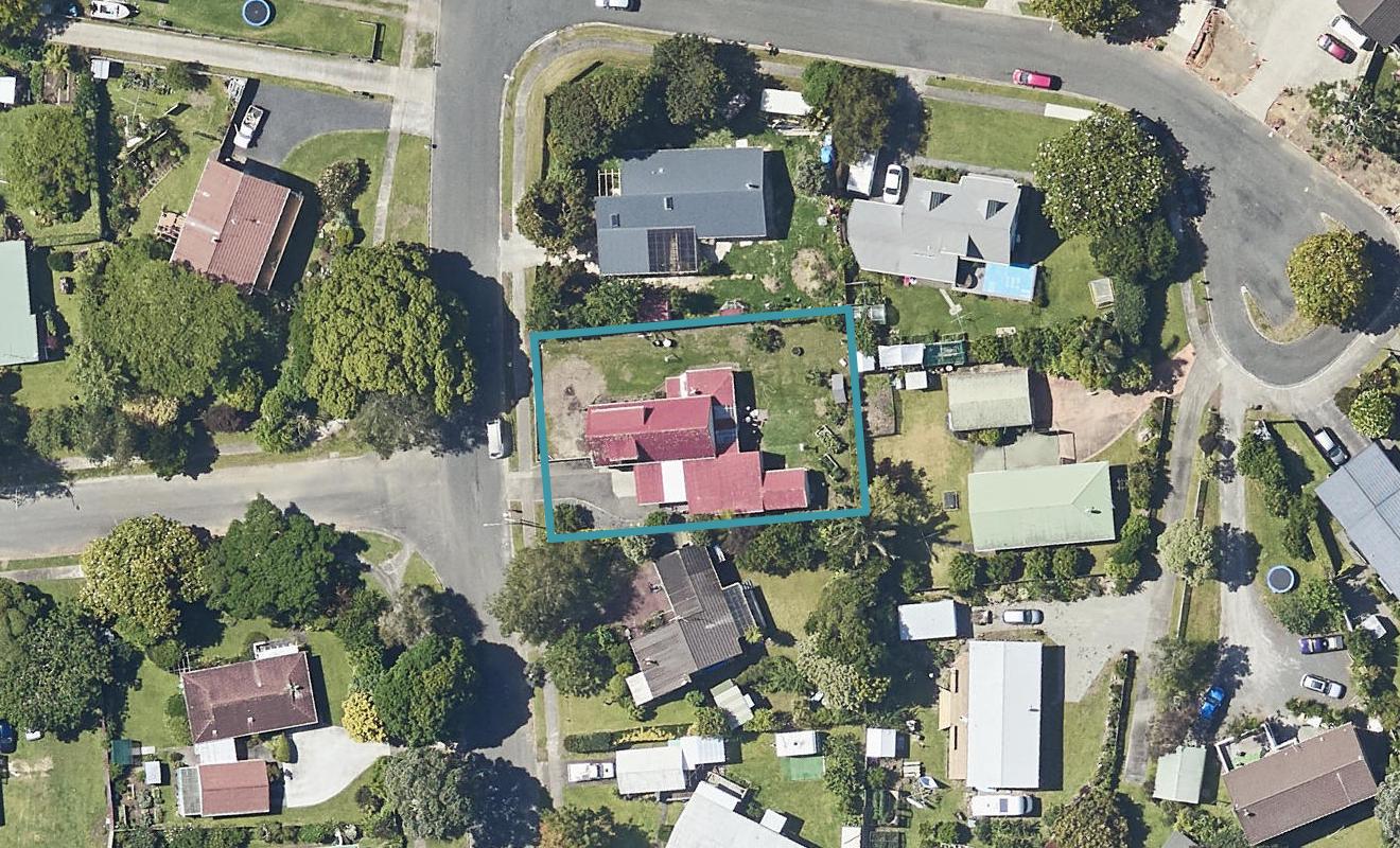 8 Pohutukawa Drive, Athenree, Katikati - Carousel 1