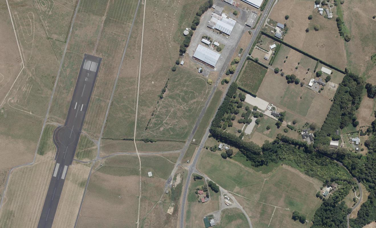 196 Ossie James Drive, Rukuhia, Hamilton - Carousel 1