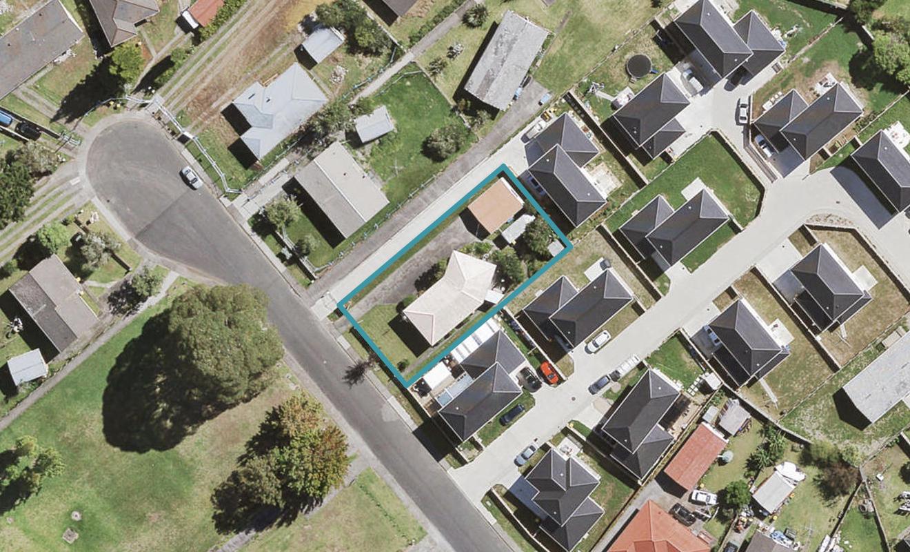 47 Coburg Street, Henderson, Auckland - Carousel 1