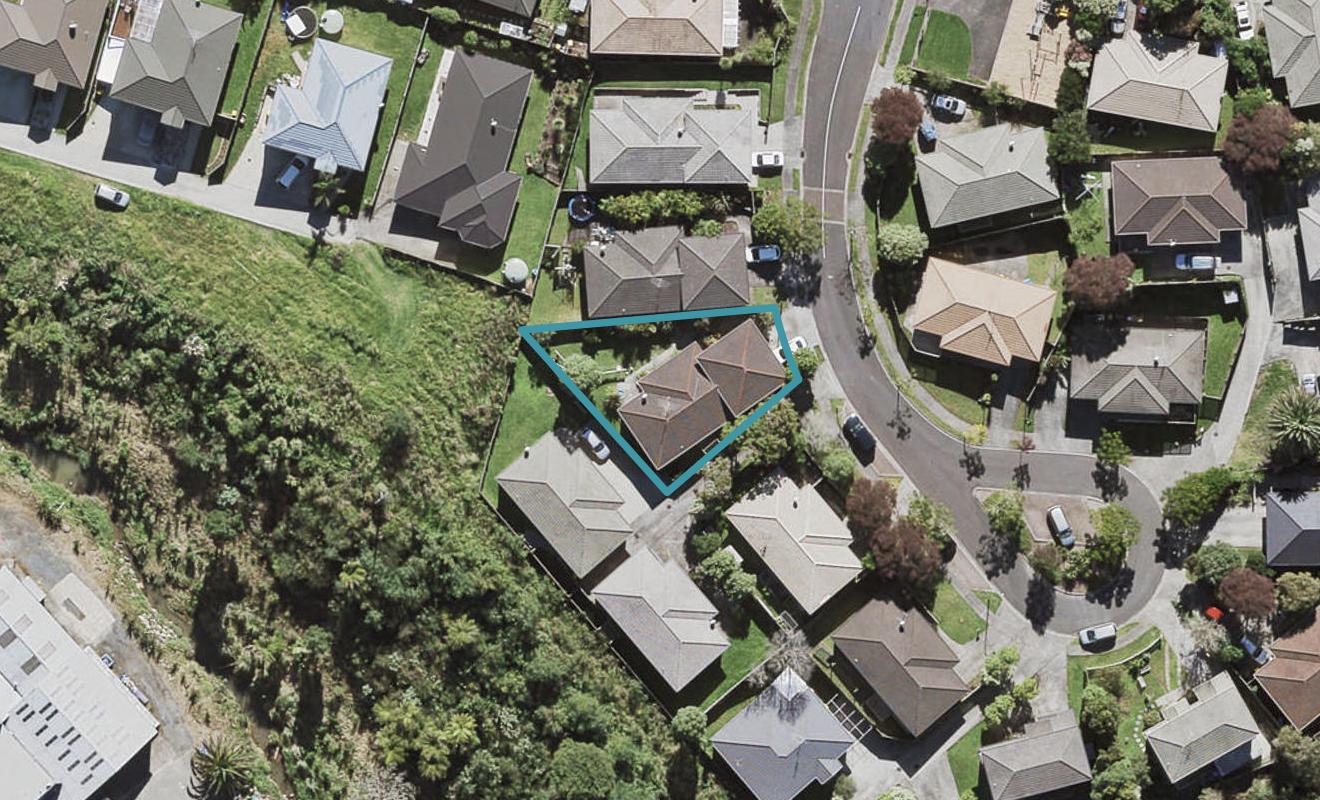 23 Ginders Drive, Massey, Auckland - Carousel 1