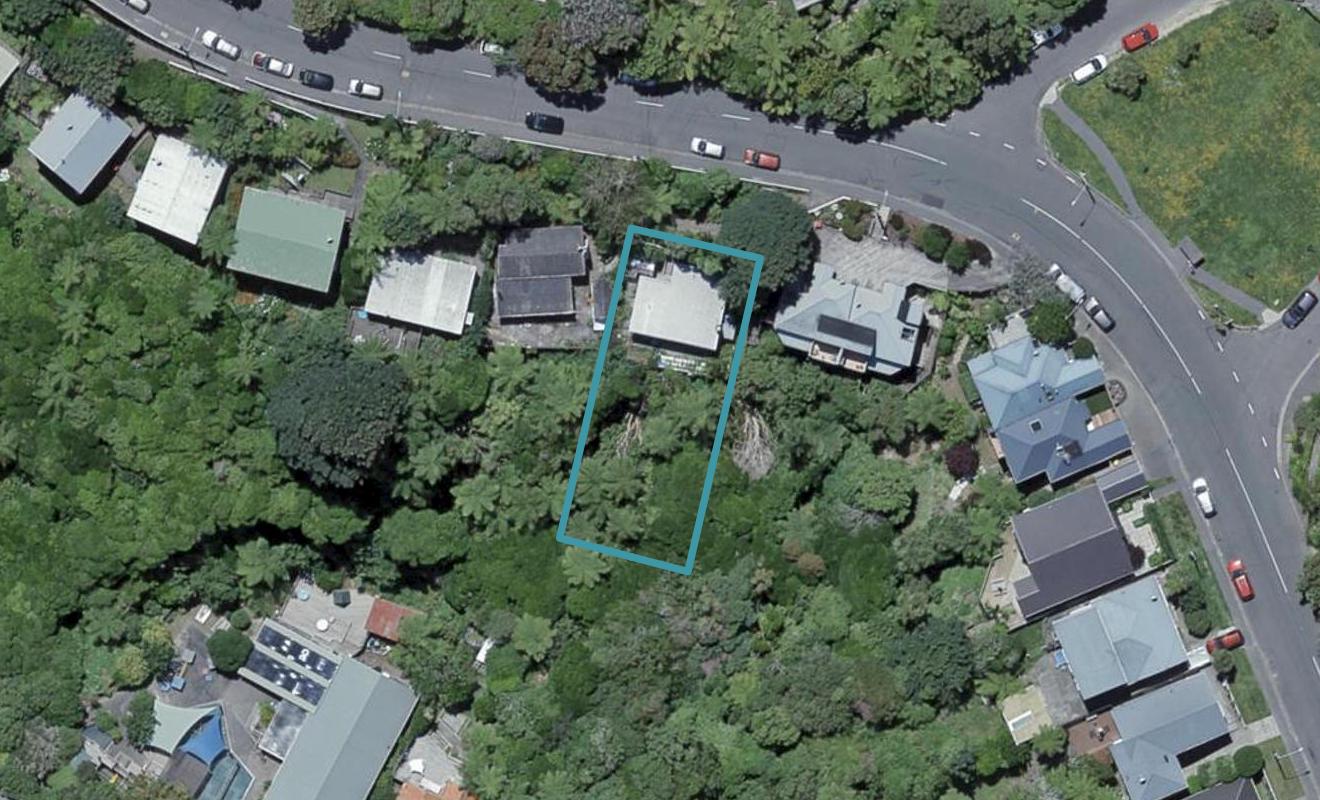 21 Pembroke Road, Northland, Wellington - Carousel 1