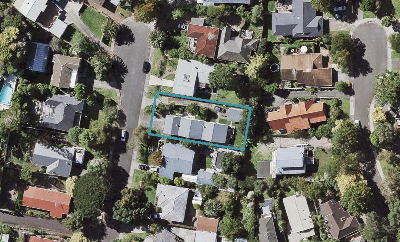 1/13 Arosa Place, Forrest Hill, Auckland - Carousel 1