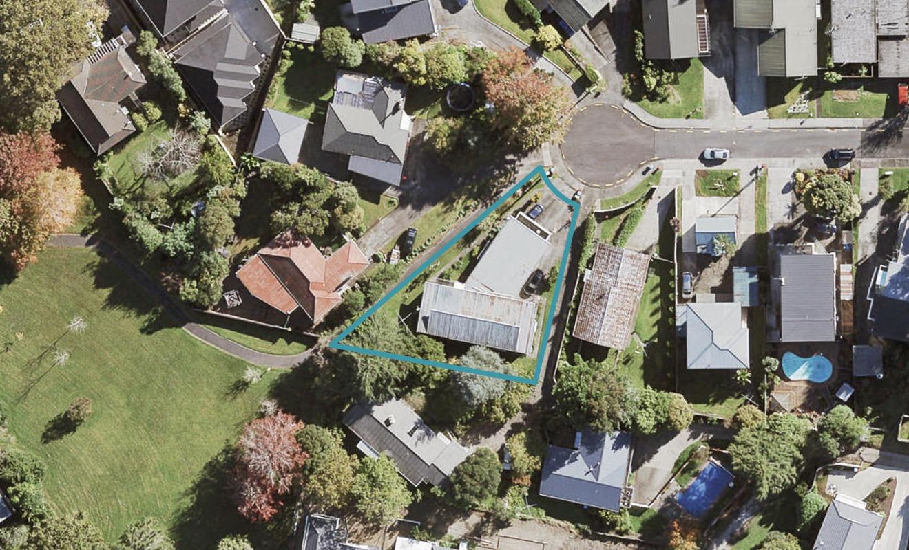 16 Waitati Place, New Windsor, Auckland - Carousel 1