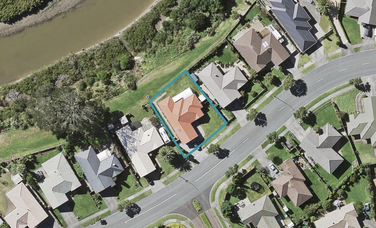 133 Burswood Drive, Burswood, Auckland - Carousel 1