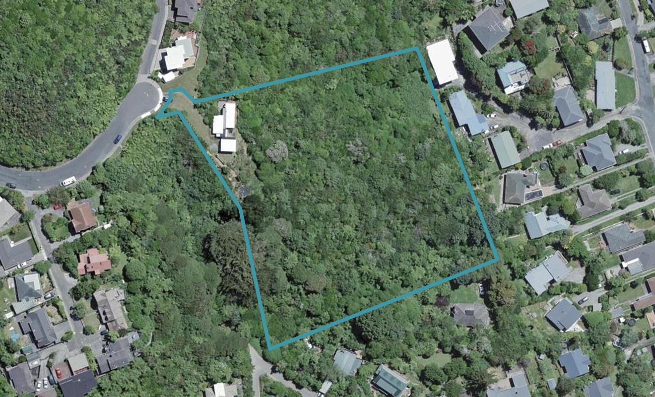 12 Alanbrooke Place, Karori, Wellington - Carousel 1