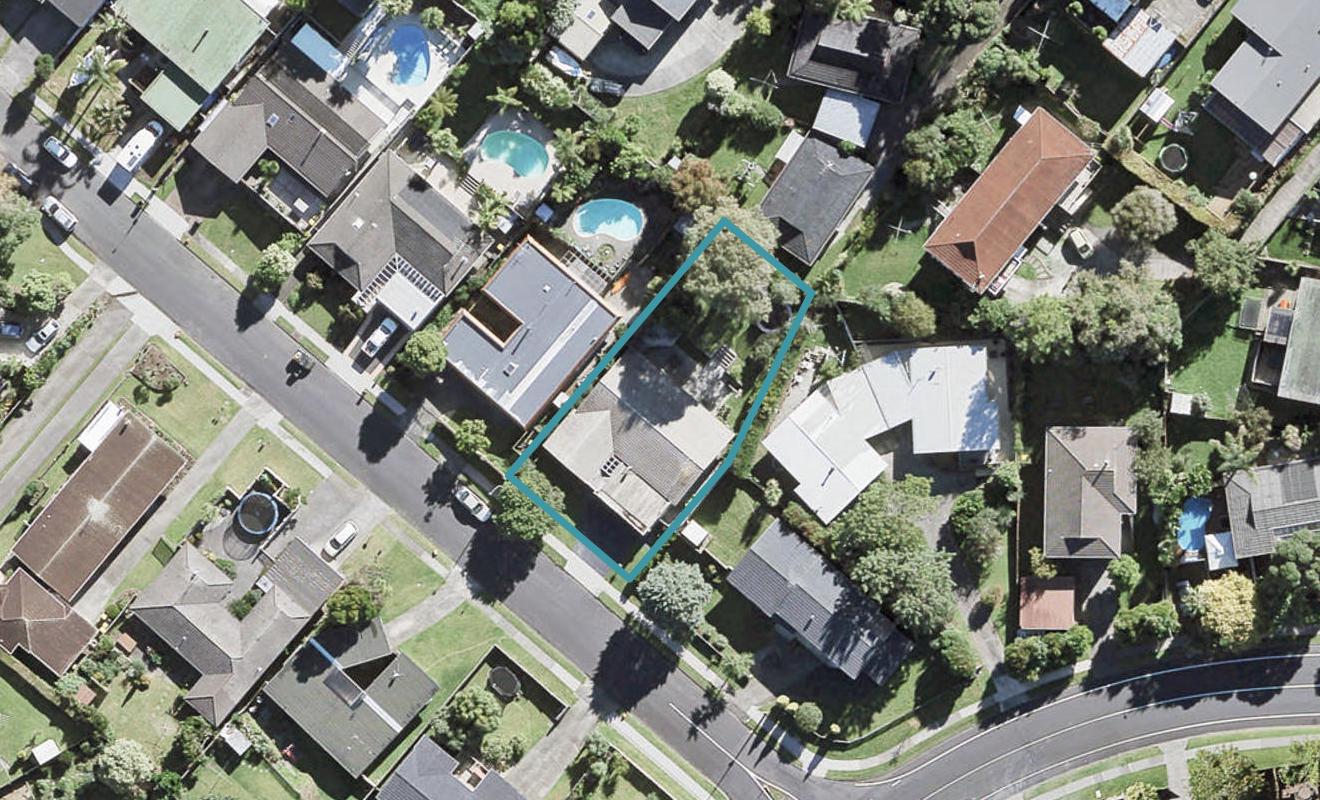 3 King Richard Place, Browns Bay, Auckland - Carousel 1