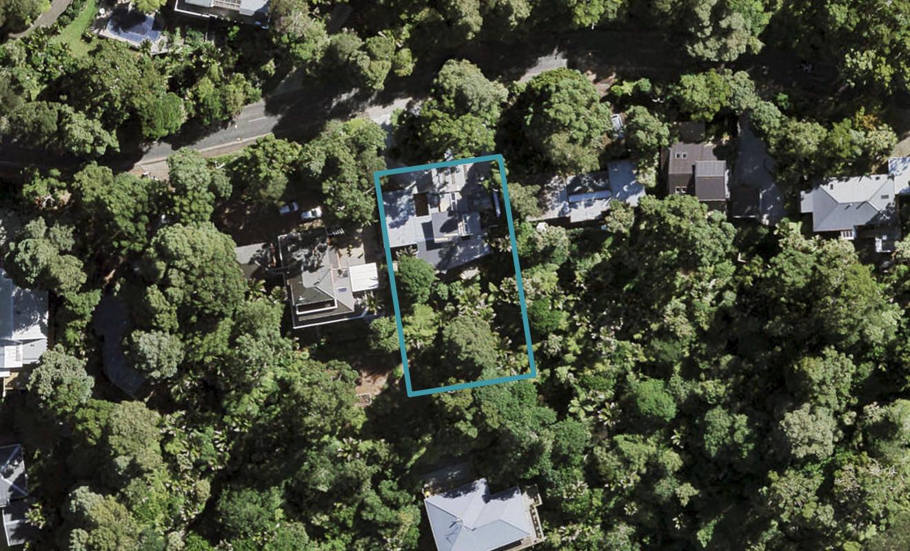 82 Park Road, Titirangi, Auckland - Carousel 1