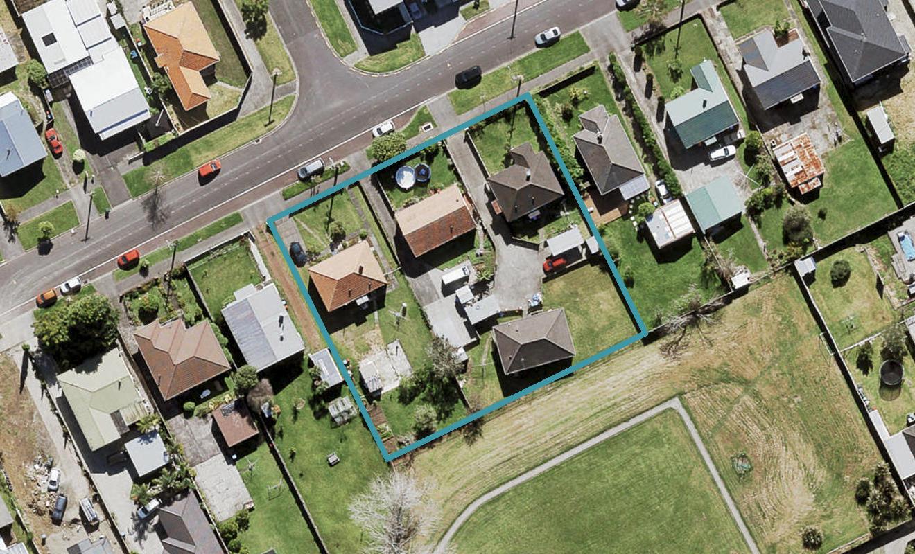 101/18 Busby Street, Blockhouse Bay, Auckland - Carousel 1