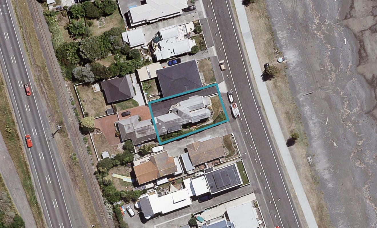 76 The Esplanade, Westshore, Napier - Carousel 1