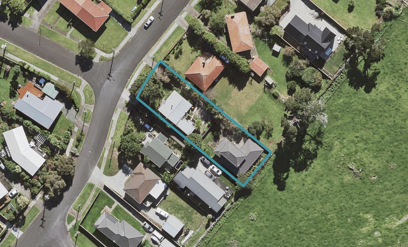 2/44 Wellesley Road, Mangere Bridge, Auckland - Carousel 1