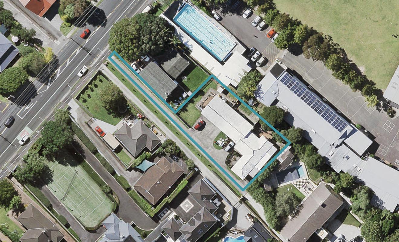 3/38 Shakespeare Road, Milford, Auckland - Carousel 1