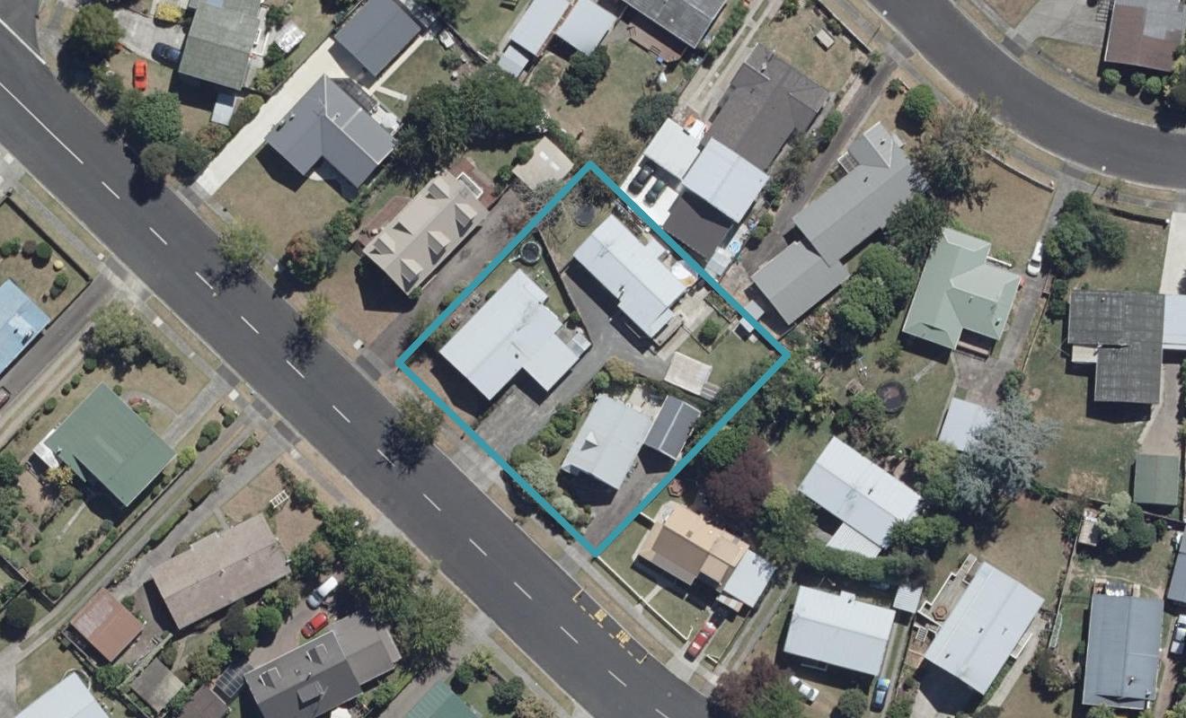 33 Splitt Avenue, Glenview, Hamilton - Carousel 1