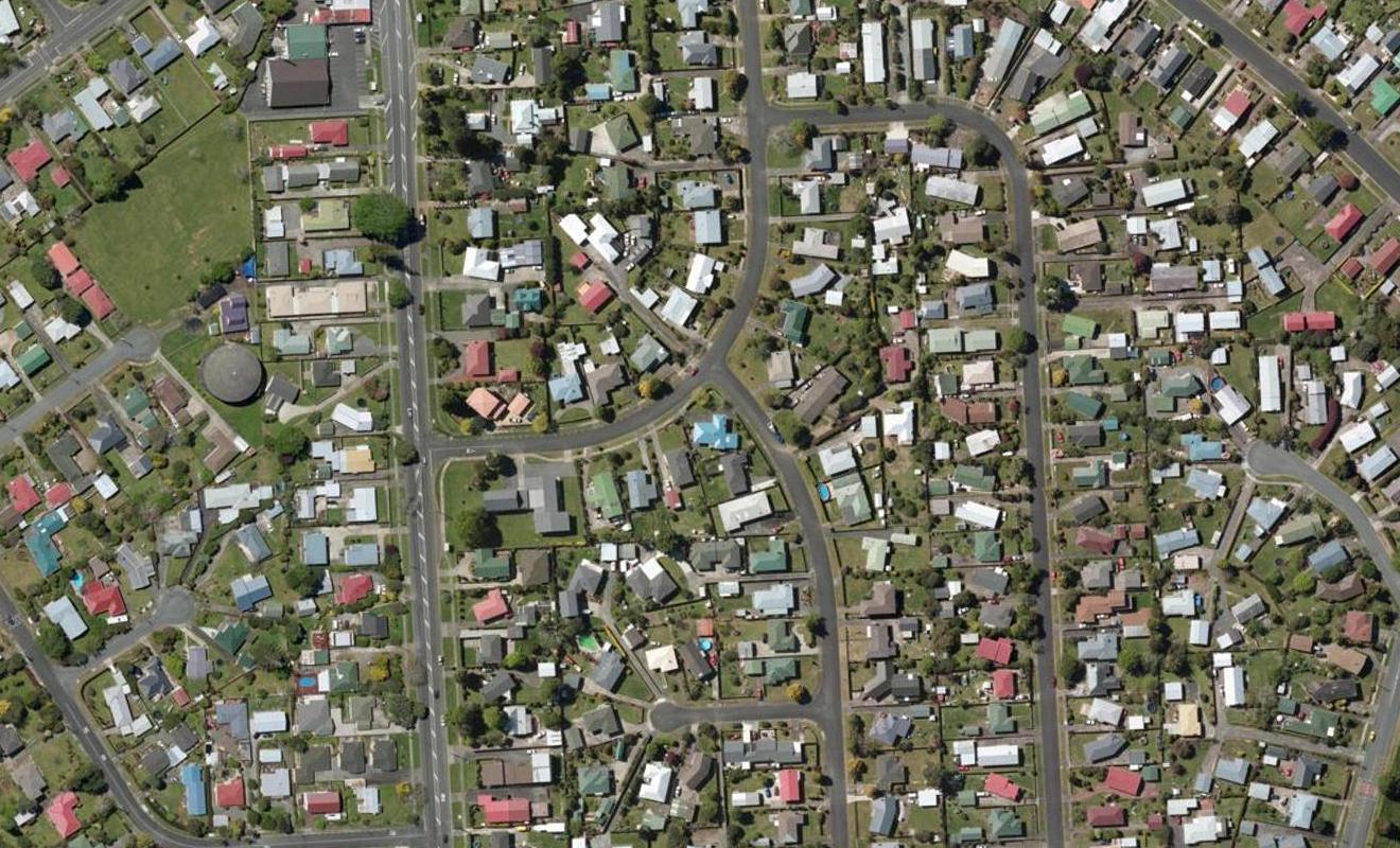 12 Otuhiwai Crescent, Tikipunga, Whangarei - Carousel 1