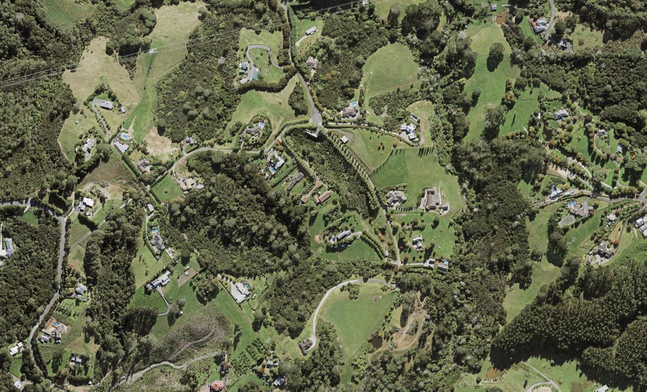 55 Collings Drive, Lucas Heights, Auckland - Carousel 1