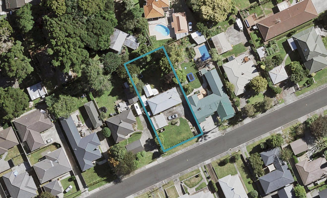 9 Callis Avenue, Opaheke, Papakura - Carousel 1