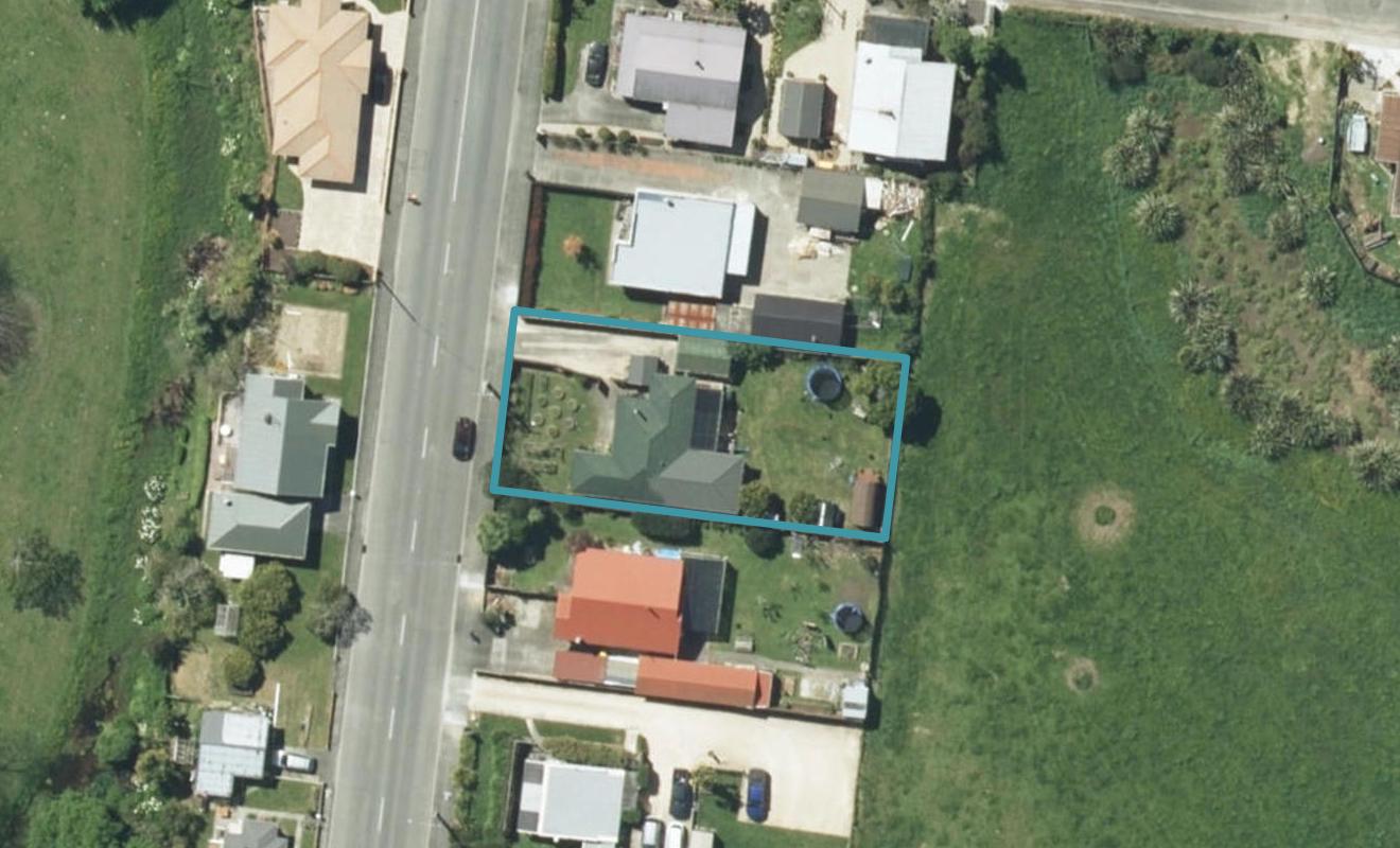 124 Commercial Street, Takaka - Carousel 1