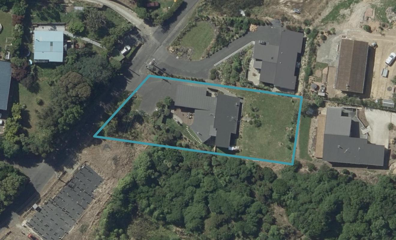 10 Luss Road, Company Bay, Dunedin - Carousel 1