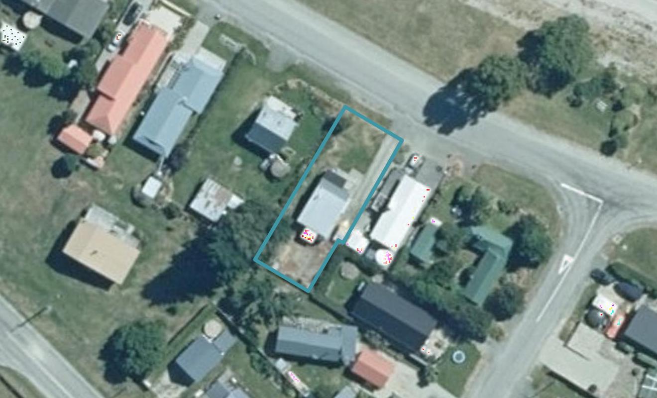 28 CORNWALL ST, kingston, athol - Carousel 1