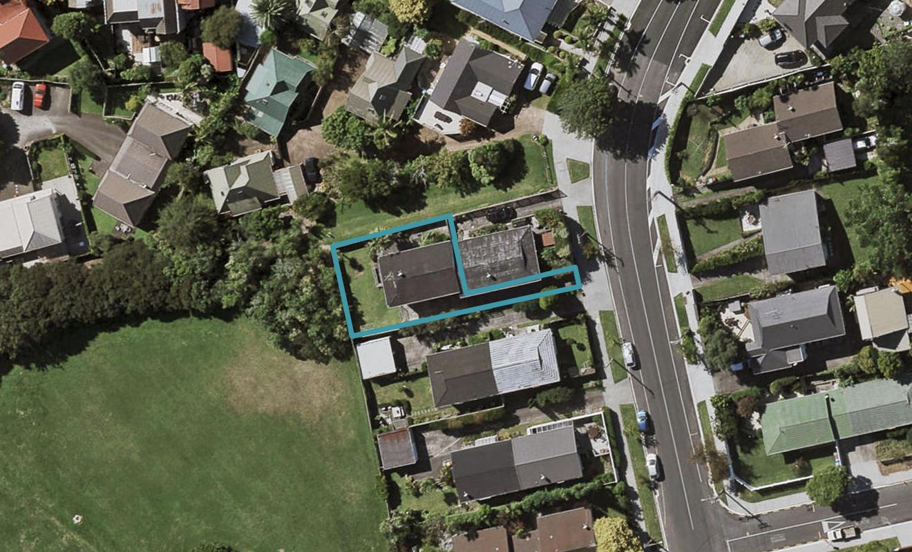 2/75 Koraha Street, Remuera, Auckland - Carousel 1