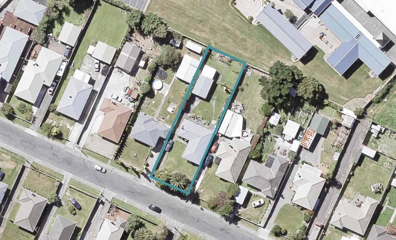 11 Hinau Grove, Wainuiomata, Lower Hutt - Carousel 1