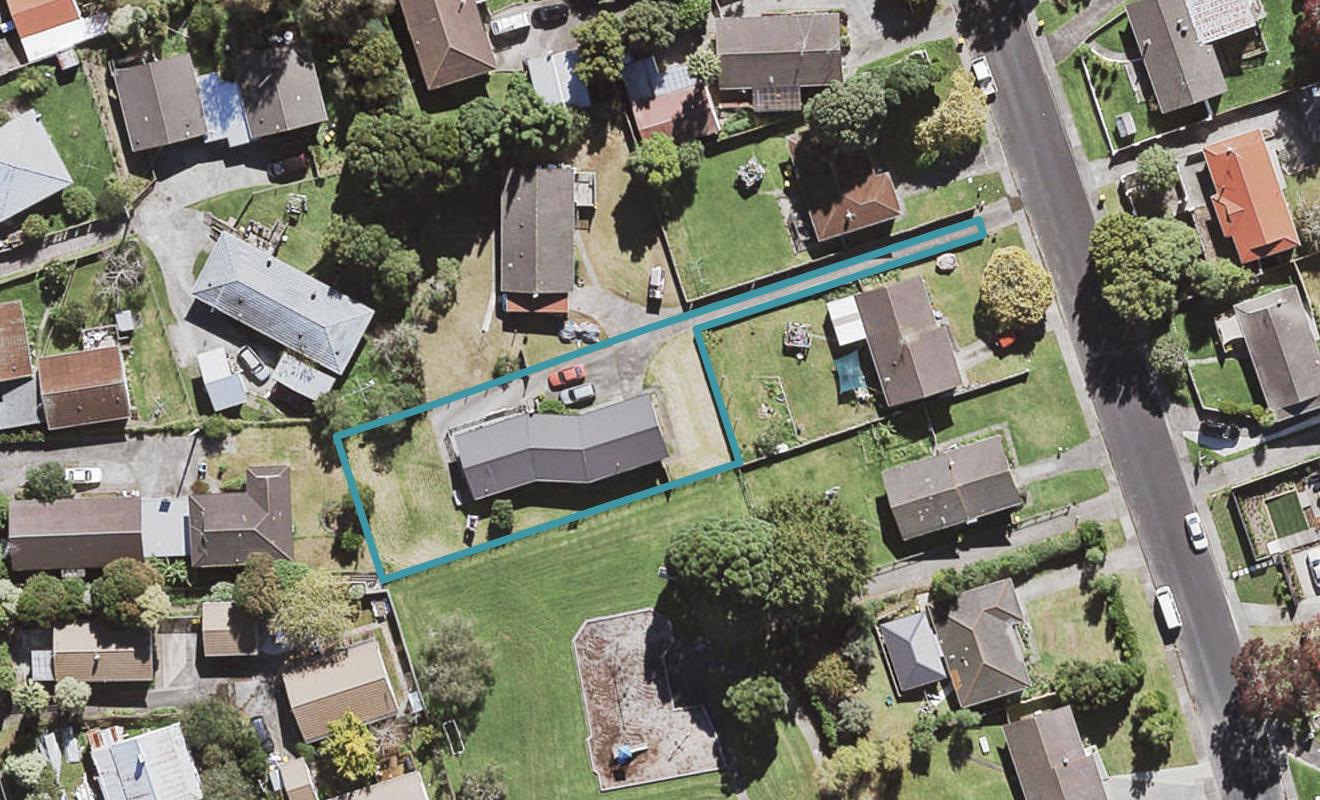 33 Vandeleur Avenue, Birkdale, Auckland - Carousel 1