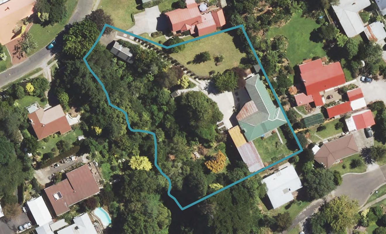 15 Marian Drive, Inner Kaiti, Gisborne - Carousel 1