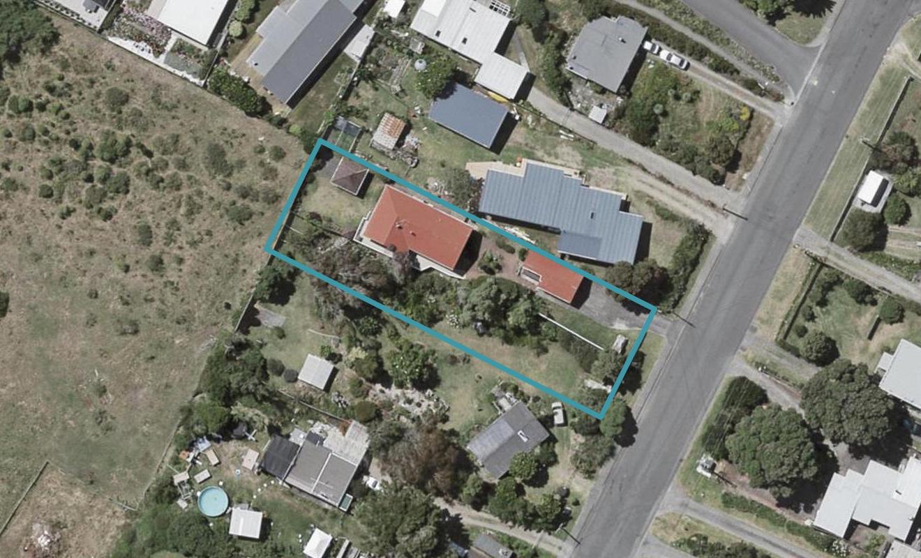 31 Ngaio Street, Otaki Beach, Otaki - Carousel 1