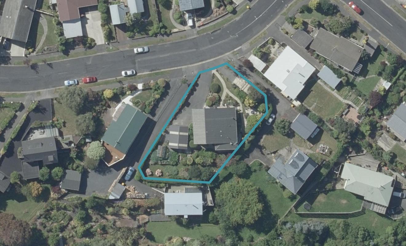 24 Estuary Crescent, Fairfield, Dunedin - Carousel 1