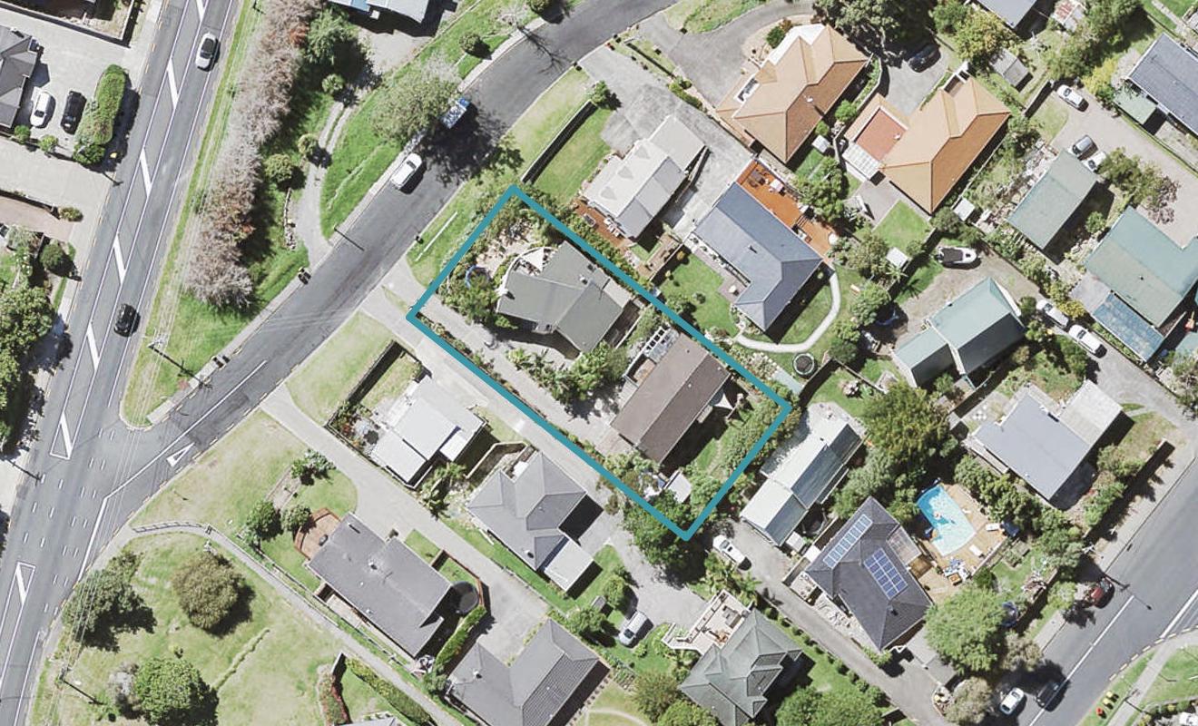 2/28 Philson Terrace, Browns Bay, Auckland - Carousel 1